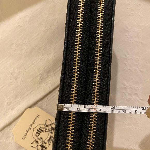 NWT Handbag Republic Vegan Wallet - Picture 4 of 4